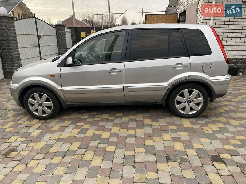 Хетчбек Ford Fusion 2006 в Житомирі