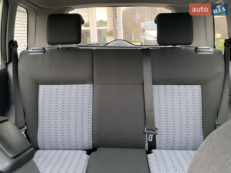 Хетчбек Ford Fusion 2006 в Житомирі