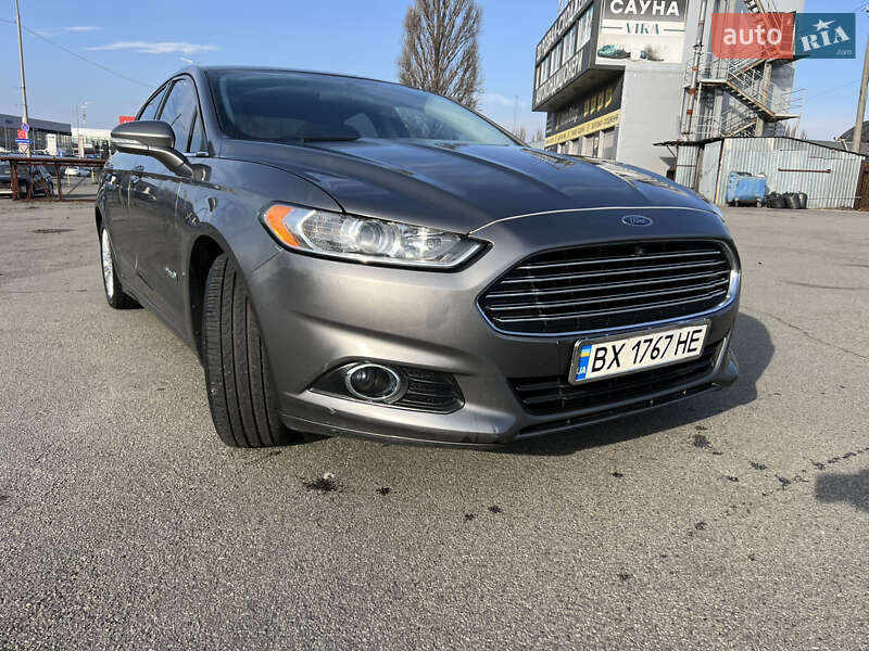 Седан Ford Fusion 2012 в Киеве