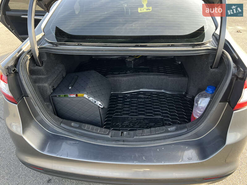 Седан Ford Fusion 2012 в Киеве