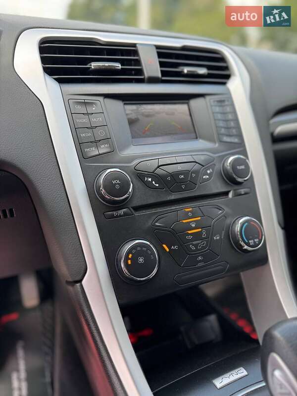 Седан Ford Fusion 2015 в Вінниці