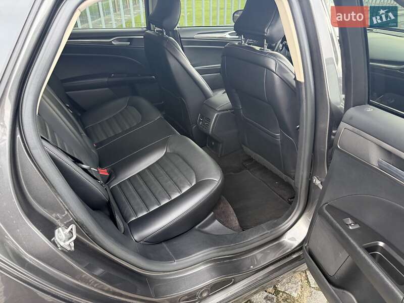 Седан Ford Fusion 2016 в Днепре