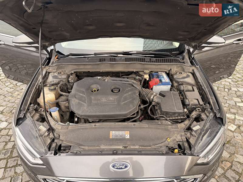 Седан Ford Fusion 2016 в Днепре