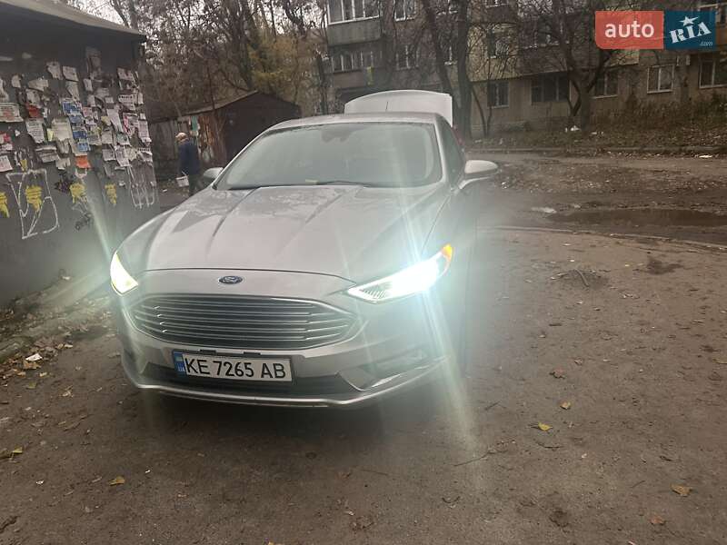 Седан Ford Fusion 2016 в Днепре фото Седан Ford Fusion 2016 в Днепре