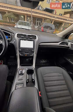 Седан Ford Fusion 2018 в Киеве