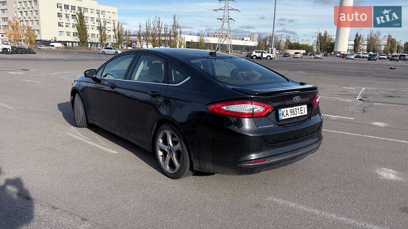 Седан Ford Fusion 2013 в Києві