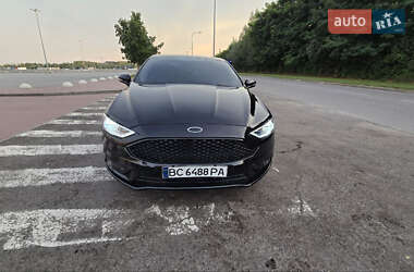 Седан Ford Fusion 2016 в Львове