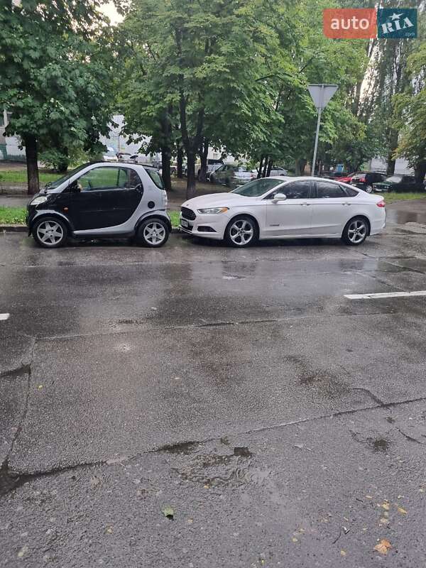 Седан Ford Fusion 2014 в Києві