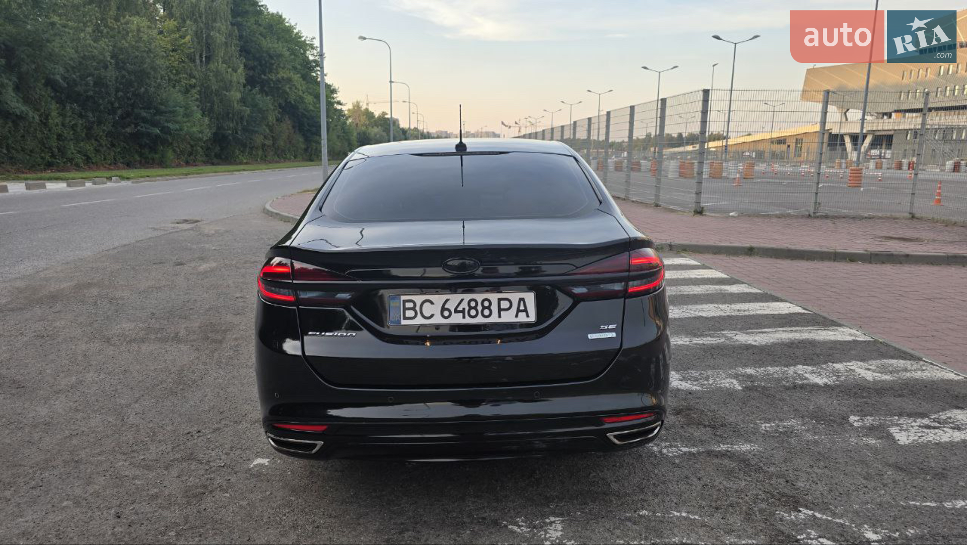 2016 Ford Fusion - мініатюра 21