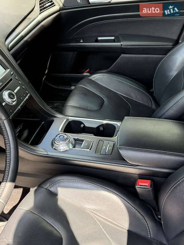 Седан Ford Fusion 2017 в Киеве