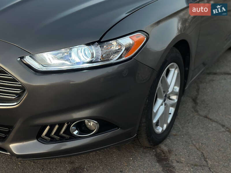 Седан Ford Fusion 2013 в Дніпрі фото 35 Седан Ford Fusion 2013 в Дніпрі