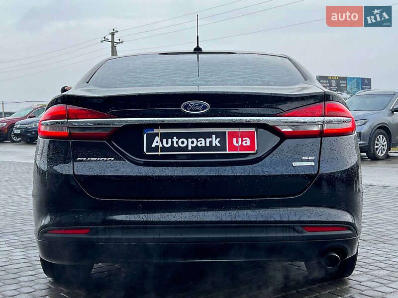 Седан Ford Fusion 2018 в Львові