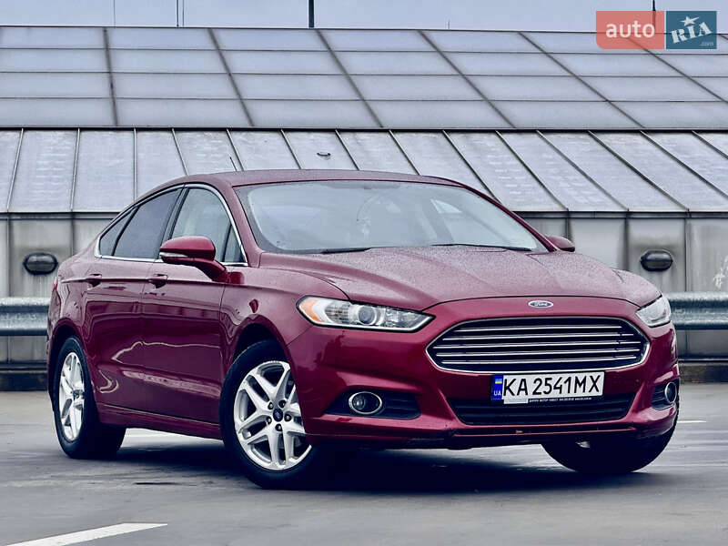 Седан Ford Fusion 2015 в Киеве