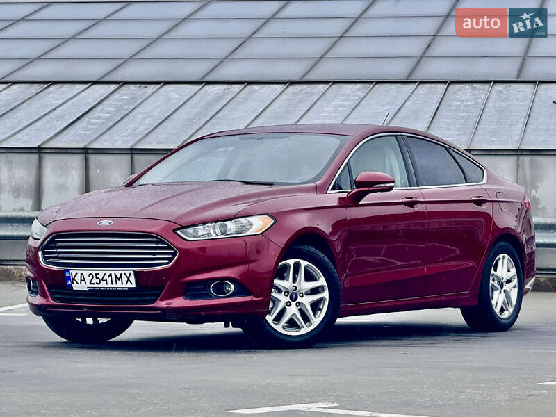 Седан Ford Fusion 2015 в Киеве