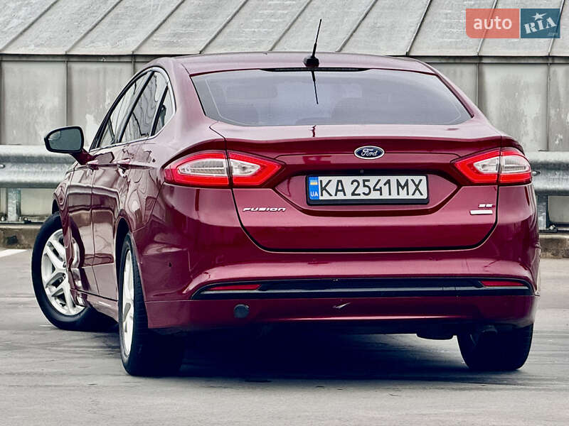 Седан Ford Fusion 2015 в Киеве