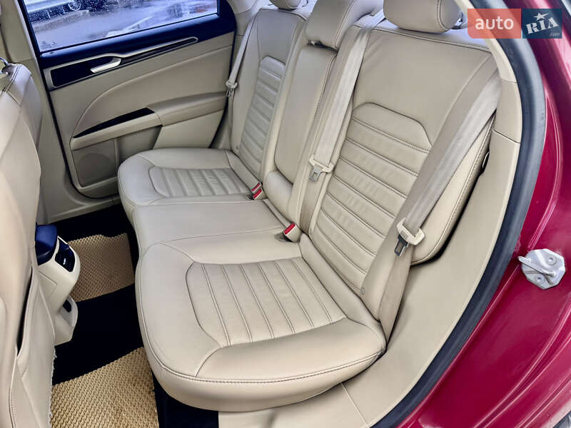 Седан Ford Fusion 2015 в Киеве