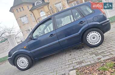 Хетчбек Ford Fusion 2003 в Чернівцях