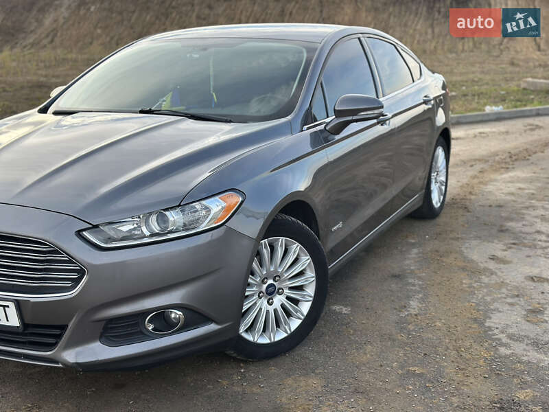 Седан Ford Fusion 2013 в Рівному фото 10 Седан Ford Fusion 2013 в Рівному