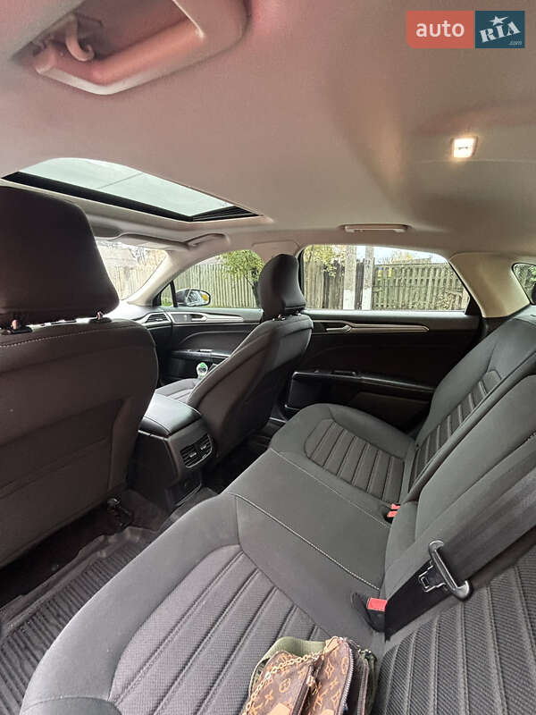 Седан Ford Fusion 2019 в Лебедині