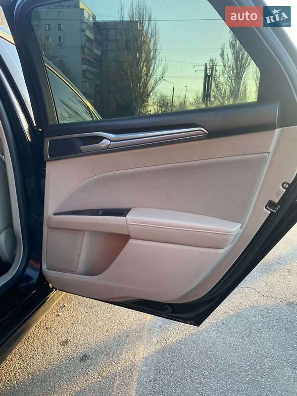 Седан Ford Fusion 2018 в Запоріжжі фото 27 Седан Ford Fusion 2018 в Запоріжжі