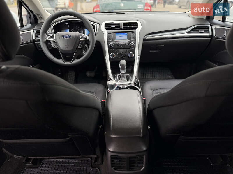 Седан Ford Fusion 2013 в Сумах