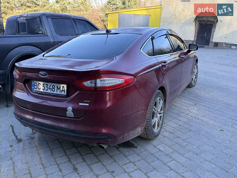 Седан Ford Fusion 2016 в Львове