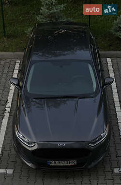 Седан Ford Fusion 2015 в Луцьку