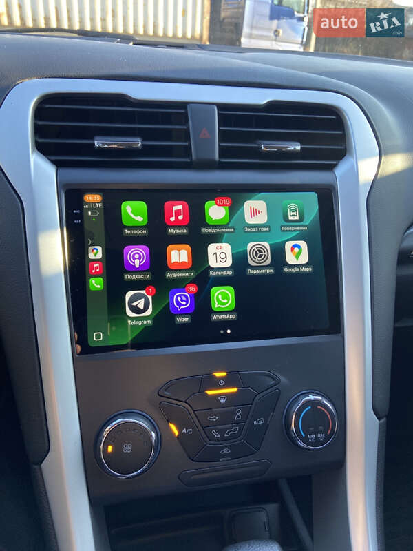 Седан Ford Fusion 2015 в Луцке