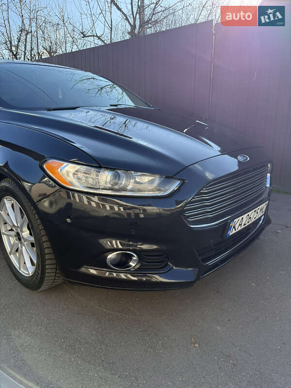 Седан Ford Fusion 2013 в Киеве фото 5 Седан Ford Fusion 2013 в Киеве