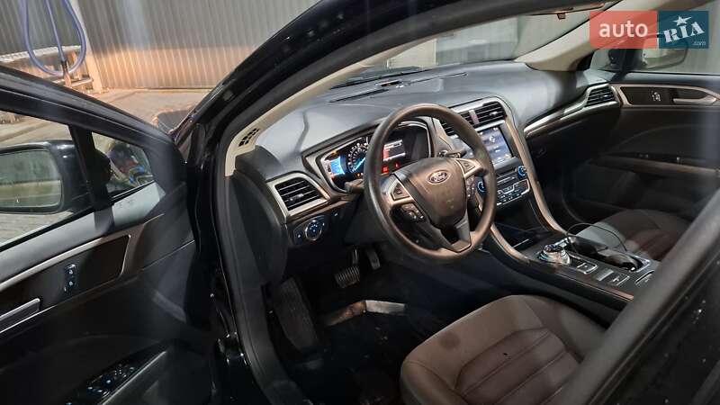 Седан Ford Fusion 2017 в Одессе