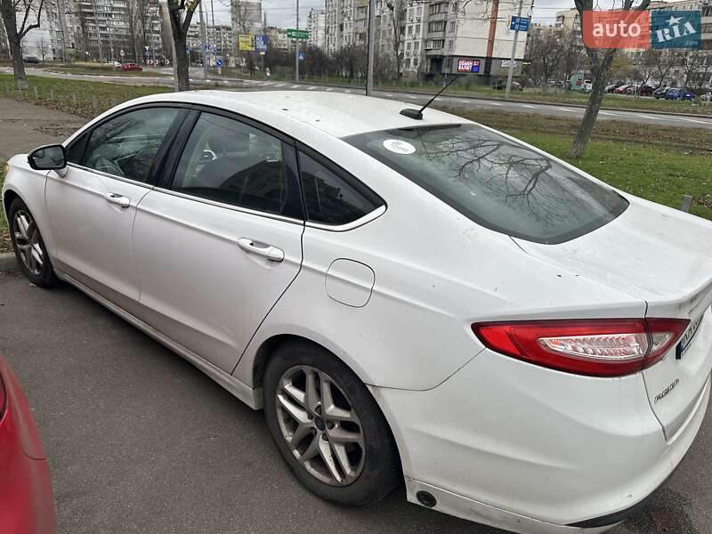 Седан Ford Fusion 2012 в Киеве фото 3 Седан Ford Fusion 2012 в Киеве