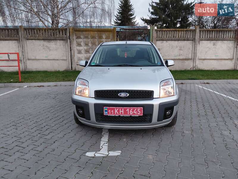 Хэтчбек Ford Fusion 2008 в Виннице