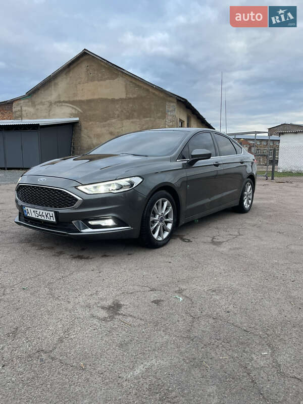 Седан Ford Fusion 2017 в Житомирі