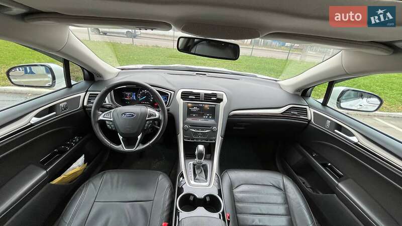 Седан Ford Fusion 2015 в Киеве