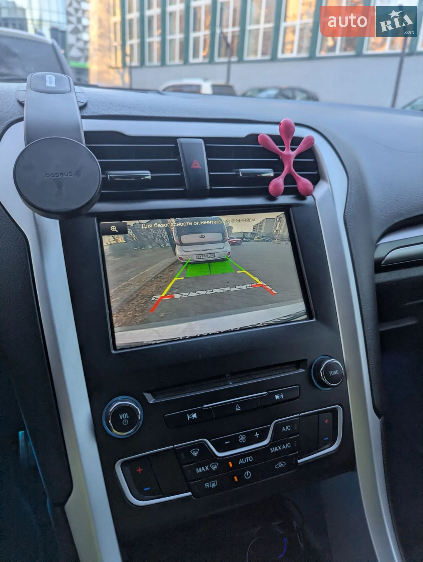 2015 Ford Fusion - мініатюра 25