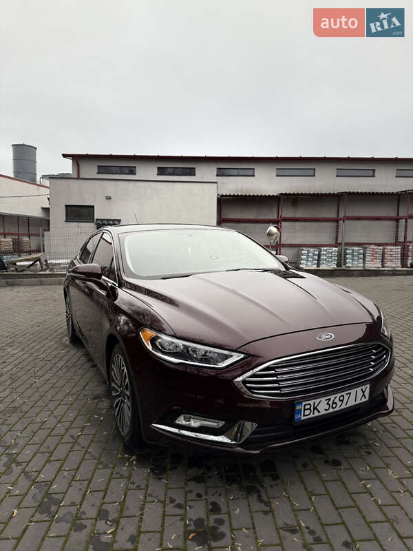 Седан Ford Fusion 2017 в Ровно