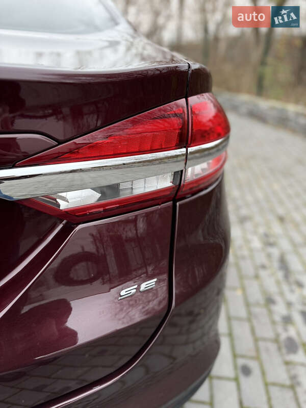 Седан Ford Fusion 2017 в Ровно