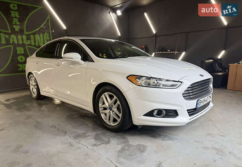 Седан Ford Fusion 2015 в Одессе