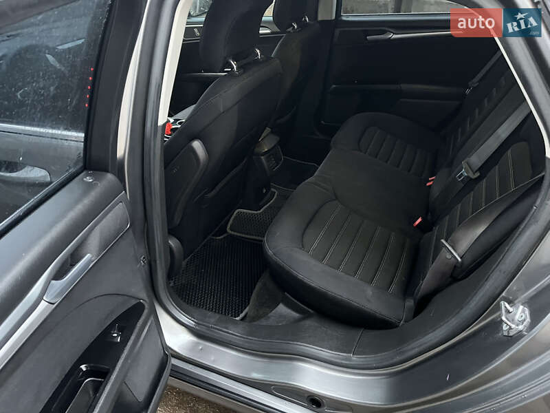 Седан Ford Fusion 2012 в Броварах