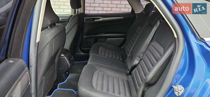 Седан Ford Fusion 2017 в Желтых Водах