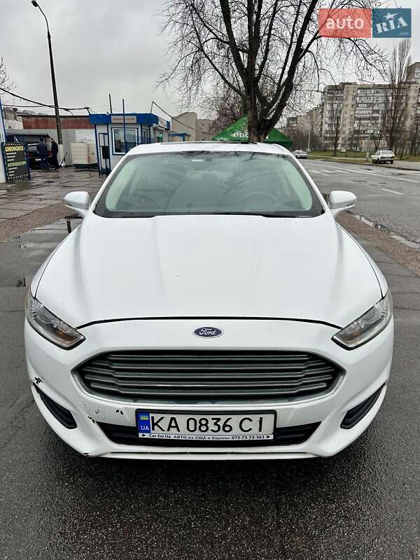 Седан Ford Fusion 2012 в Києві