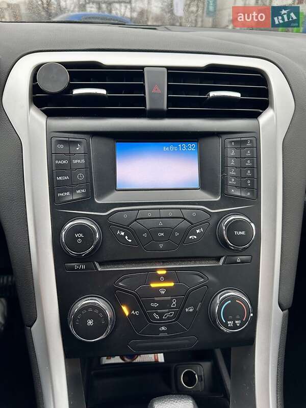 Седан Ford Fusion 2012 в Києві