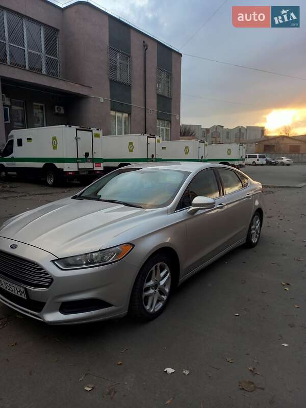 Ford Fusion 2014