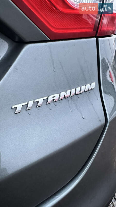 Седан Ford Fusion 2015 в Смеле