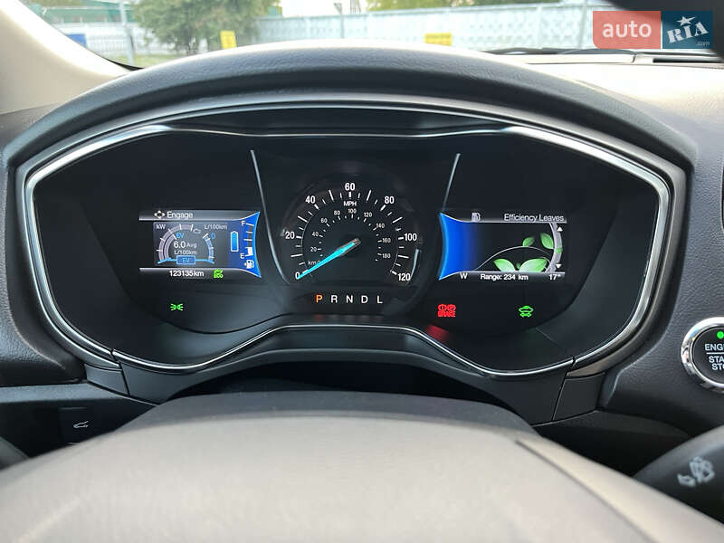 Седан Ford Fusion 2017 в Киеве фото 25 Седан Ford Fusion 2017 в Киеве