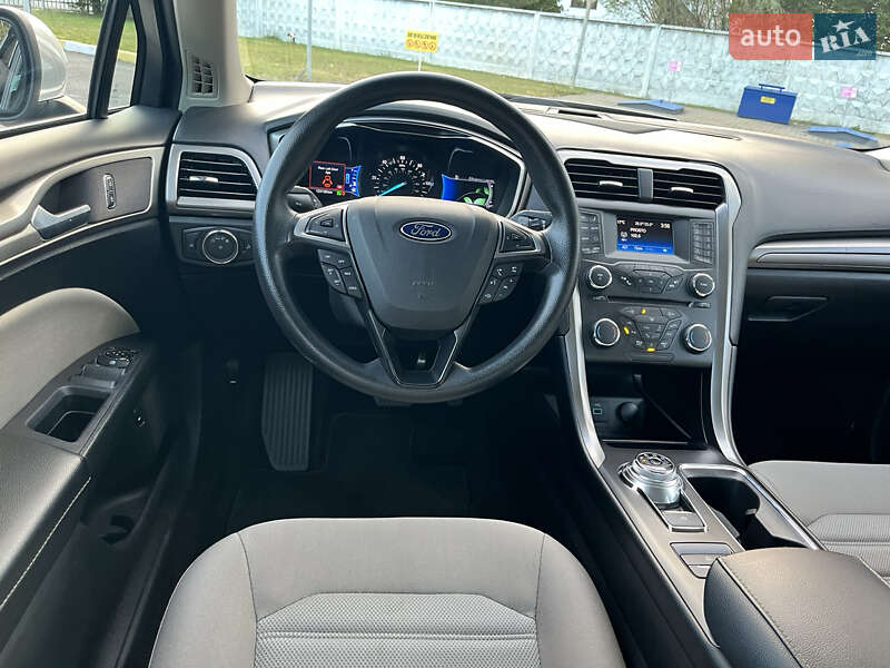 Седан Ford Fusion 2017 в Киеве фото 28 Седан Ford Fusion 2017 в Киеве