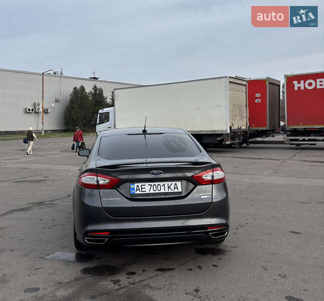 Седан Ford Fusion 2015 в Кривом Роге