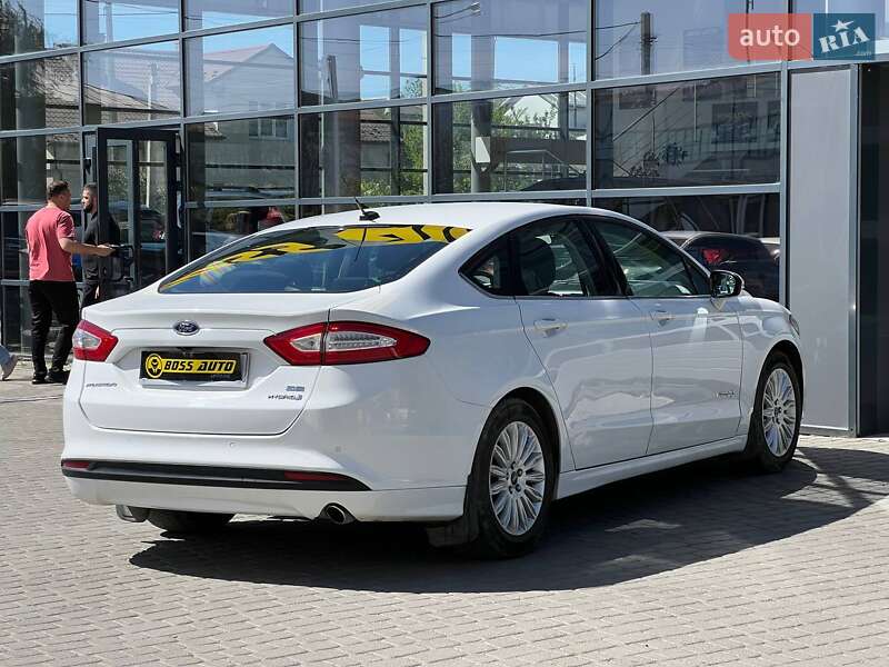 Седан Ford Fusion 2015 в Ивано-Франковске фото 4 Седан Ford Fusion 2015 в Ивано-Франковске