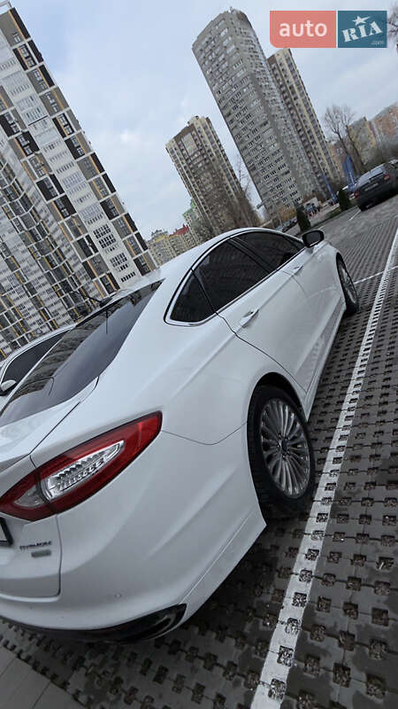 Седан Ford Fusion 2015 в Киеве фото 9 Седан Ford Fusion 2015 в Киеве