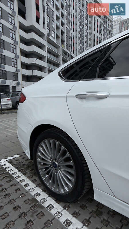 Седан Ford Fusion 2015 в Киеве фото 11 Седан Ford Fusion 2015 в Киеве